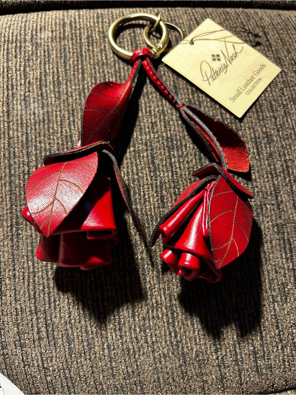 Patricia Nash Red Leather Rose Double Charm Keychain - Picture 4 of 6